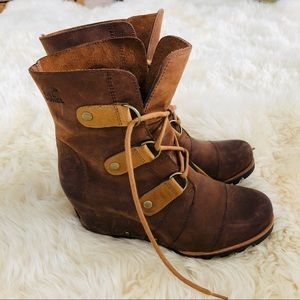 Sorel Joan of Arctic Leather Boots